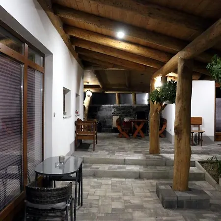 Komfort Apartment Badacsonytordemic
